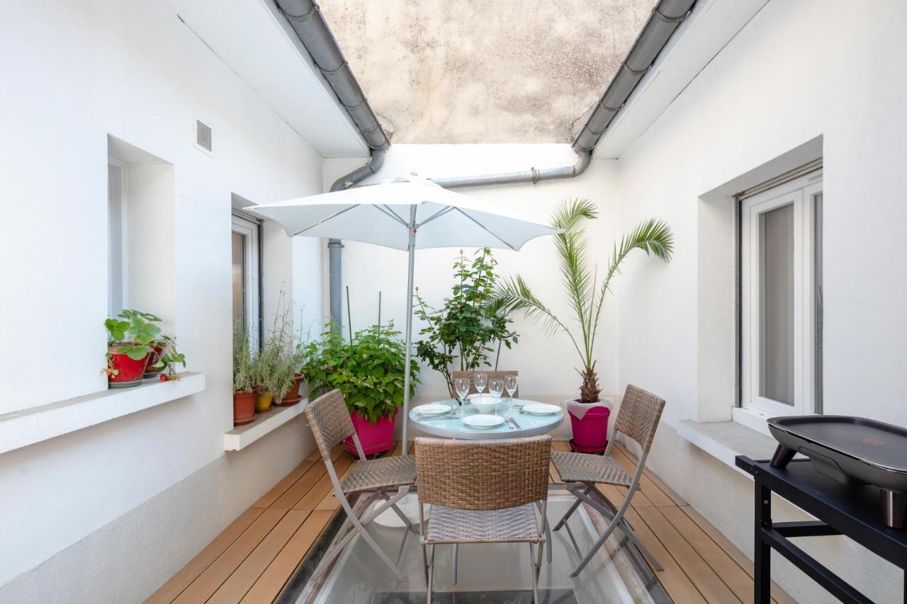 Gite Loft Cornelius Lons-le-Saunier Exteriör bild